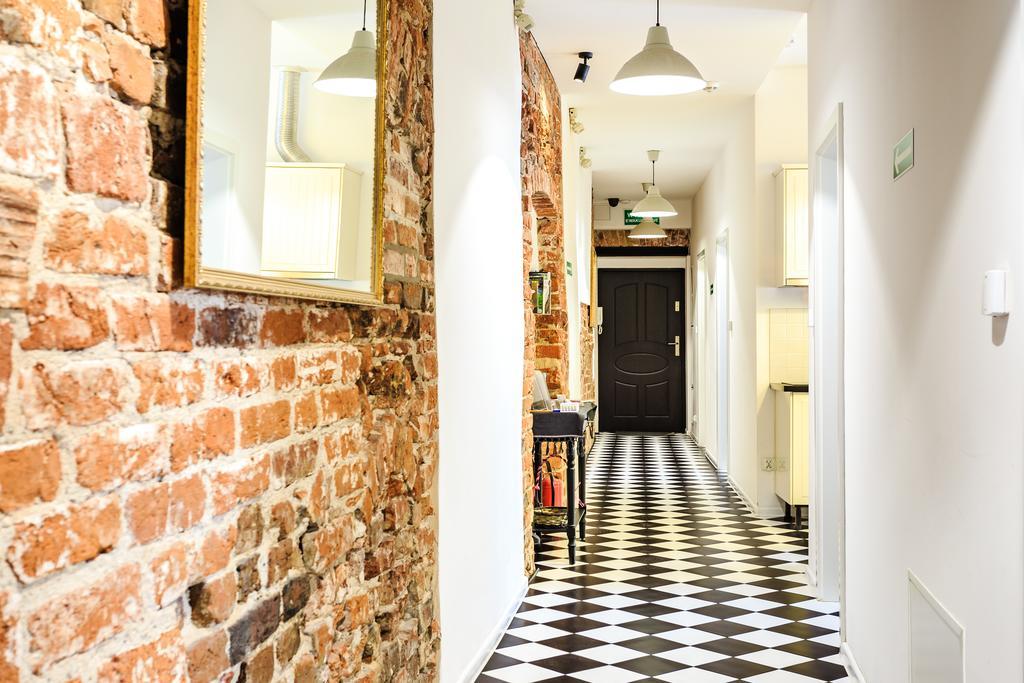 St. Dorothys Hostel - Apartments Вроцлав Экстерьер фото