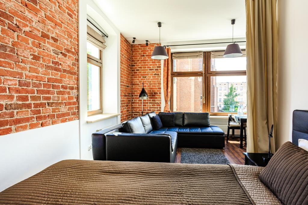 St. Dorothys Hostel - Apartments Вроцлав Экстерьер фото